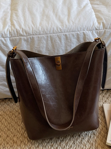 Bolso de Cubo de Cuero PU Vintage para Mujer Gran Capacidad Bolso de Mano Bandolera con Cierre de Metal Elegante Bolso de Hombro Color Sólido