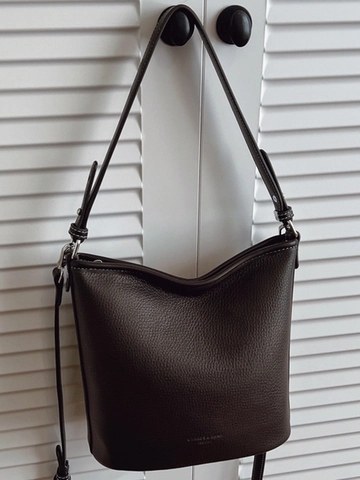 Women Casual PU Leather Bucket Bag Solid Color Shoulder Crossbody Bag Minimalist Urban Stitching Tote Purse For Everyday Wear