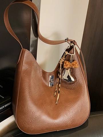 Grand Sac Hobo Vintage pour Femmes Minimaliste Urbain en Cuir PU Sac à Main Fourre-tout Avec Pendentif Coeur Léopard Sac de Navettage