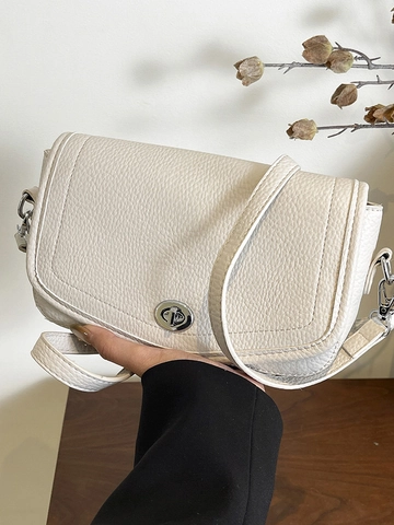 Women Urban Minimalist PU Leather Pebbled Grain Square Bag Silver Turn Lock Crossbody Shoulder Bag Casual Messenger Bag