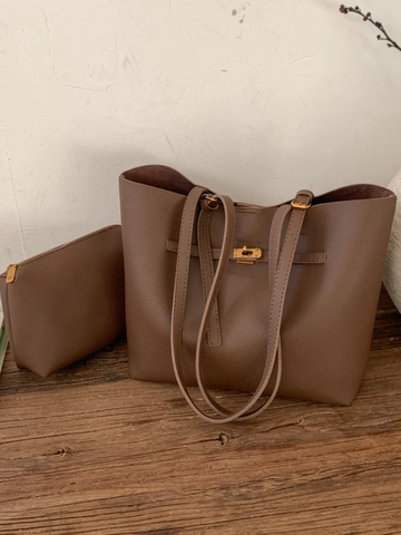 Grote Capaciteit PU Leren Tote Bag Voor Dames Vintage Minimalistische Schoudertas Met Metalen Slot Decoratieve Pouch