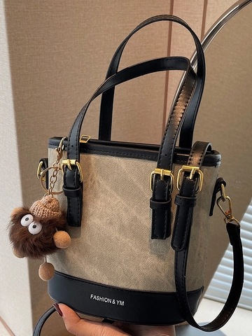 Damen Retro PU Leder Spleißen Eimertasche Mode Umhängetasche Mit Monster Plüsch Anhänger Lässige Tägliche Schultertasche
