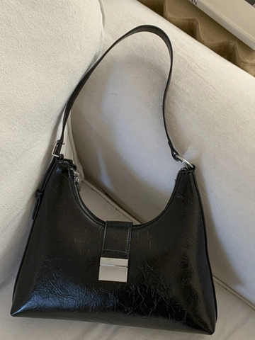 Vintage PU Leather Underarm Bag For Women Minimalist Dumpling Shoulder Bag With Metal Buckle Solid Color Commuter Bag