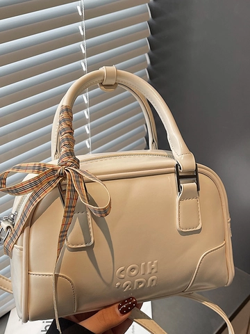 Sac Boston Rétro en Cuir PU pour Femmes Élégant Sac à Main Bandoulière de Trajet Avec Foulard à Carreaux Pochette Femme Chic