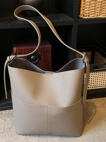 Large Capacity PU Leather Bucket Bag Women Minimalist Shoulder Bag Solid Color Lychee Texture Commuter Fashion Handbag