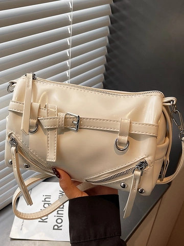 Borsa a Cilindro con Rivetti e Nappe da Donna in Pelle PU Grande Capacità Pendolare Borsa a Tracolla con Ferramenta Argento