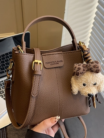 Damen Eimertasche Aus PU-Leder Mit Lychee-Muster Minimalistische Umhängetasche Mit Teddybär-Anhänger Urbaner Täglicher Stil