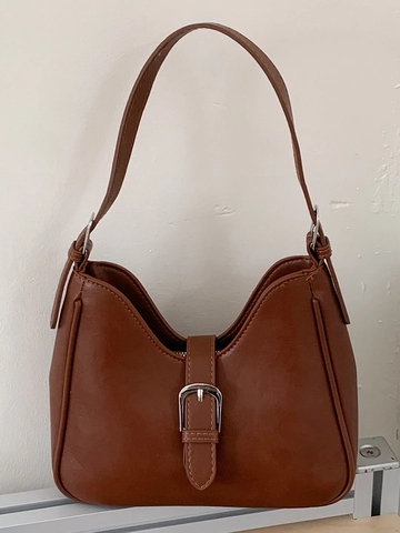 Women Retro PU Leather Hobo Underarm Bag Large Capacity Shoulder Crossbody Bucket Bag With Stylish Silver Belt Buckle Handbag