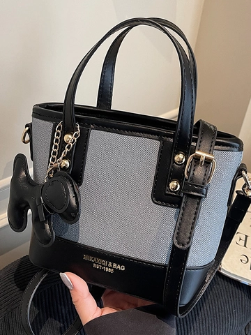 Borsa a Spalla da Donna alla Moda in Pelle PU Giuntata Borsa a Tracolla Minimalista Retro Con Ciondolo per Pendolarismo Quotidiano