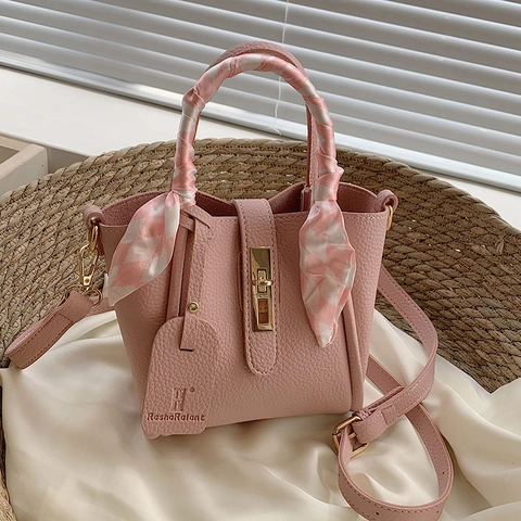 Dames Lychee-textuur PU Leer Emmertas Goud Slot Crossbody Handtas Met Zijden Sjaal Handvat Stedelijk Minimalistisch Dagelijks