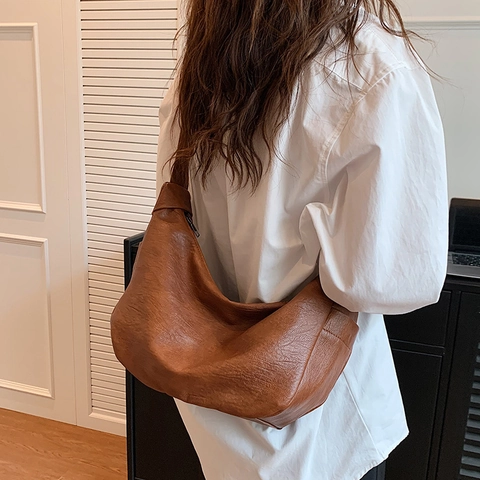 Fashion Large Capacity PU Leather Tote Bag Women Versatile Soft Hobo Shoulder Bag Casual Commuter Handbag Solid Color