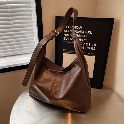 Women's Large Capacity PU Leather Tote Bag Vintage Hobo Shoulder Bag With Adjustable Wide Strap Casual Commuter Handbag