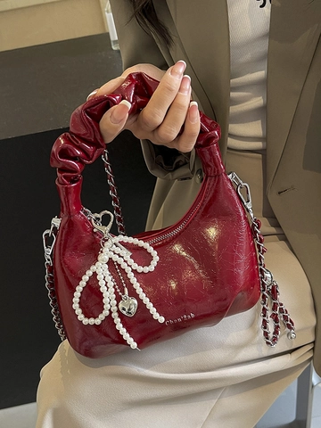 Borsa a Spalla Plissettata a Nuvola da Donna in Pelle PU Dolce Borsa Sottobraccio Con Ciondolo a Fiocco di Perle Tracolla a Catena in Metallo Borsa a Mano Moda Coreana