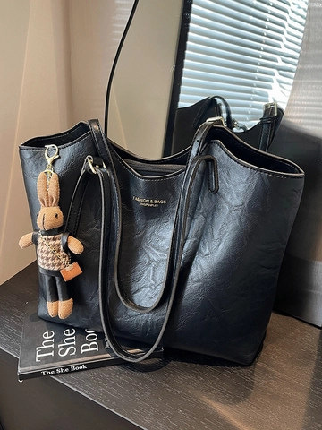 Women Retro PU Leather Tote Bag Large Capacity Commuter Shoulder Bag With Rabbit Charm Gold Stamping Lettering Tote Handbag
