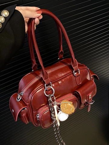 Women Vintage PU Leather Multi-Pocket Shoulder Bag Glossy Boston Handbag With Baseball Charm Solid Color Commuting Bag
