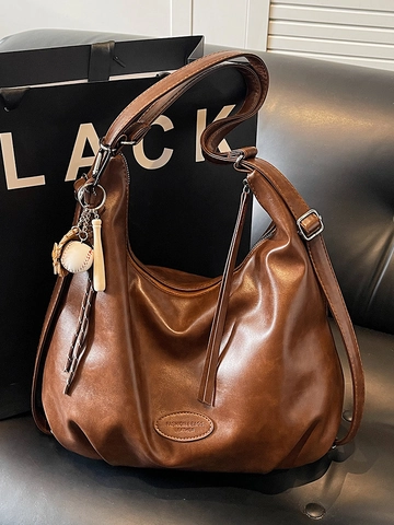 Koreanischer Stil Vintage PU Leder Tote Tasche Für Damen Große Kapazität Schulter Hobo Tasche Mit Baseball Anhänger Sportlich Lässige Pendler Handtasche