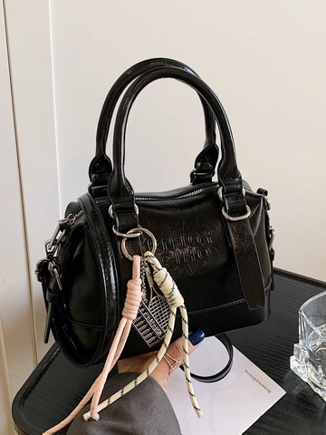 Damen Mode PU Leder Boston Kissentasche Buchstaben Prägung Handtasche Umhängetasche Mit Schläger Anhänger Alltag Tasche