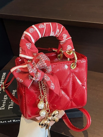 Elegante Mini Borsa a Mano in Pelle PU Trapuntata per Donna Lady Style Borsa a Tracolla Con Foulard in Seta Ciondolo Perla