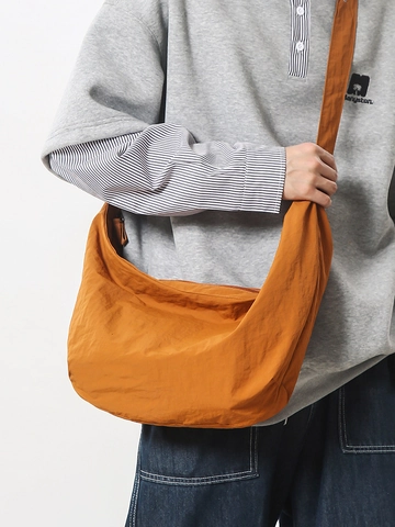 Bolso Bandolera de Nailon de Gran Capacidad Ligero con Forma de Media Luna para Mujer Hombre Casual Viaje Conmutar Color Sólido Bolso Hobo