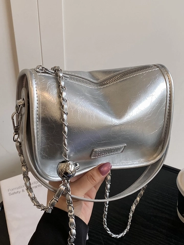Damen Minimalistische PU Leder Pillow Umhängetasche Luxus Metall Kette Schultertasche Modern Gesteppte Pendler Fashion Einfarbige Handtasche