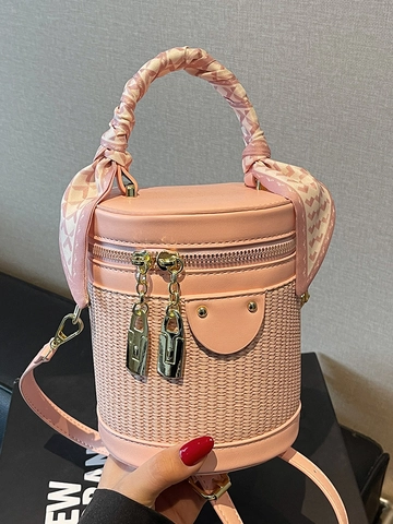 Dames Cilindrische Emmertas PU-Leder Stro Patchwork Handtas Met Satijnen Sjaal Metalen Slot Crossbodytas Schoudertas