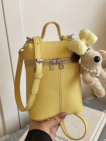 Sac à Main Femme Style Coréen Dopamine Petit Sac Motif Litchi Cuir PU Sac Bandoulière Urbain Simple Avec Pendentif Peluche
