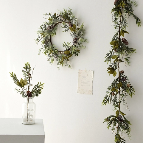 Christmas Wreath Garland Artificial Pine Needle Branch With Pine Cones White Berries Frosted Winter Home Window Wall Decor