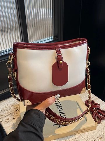Sac Bandoulière Vintage en Cuir PU à Blocs de Couleur Sac à Épaule à Chaîne pour Femmes avec Coins en Métal