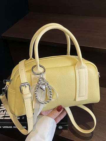 Sac Boston pour Femmes en Cuir PU Motif Litchi Minimaliste Porté Main Bandoulière Sac Oreiller Avec Nœud Pendentif Coeur Bijoux