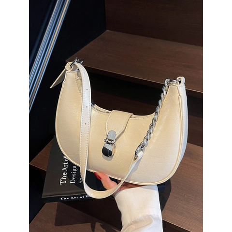 Bolso de Hombro Hobo de Cuero PU Vintage para Mujer Con Cadena Plateada y Cierre de Metal Bolso Bandolera de Color Sólido Bolso de Mano Diario