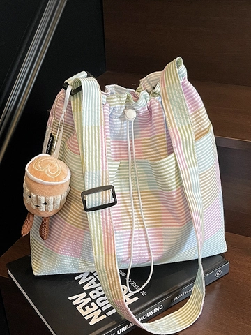 Borsa Tote in Tela a Quadri e Righe Stile Coreano per Donna Grande Capacità Coulisse Borsa a Tracolla con Ciondolo a Tazza in Peluche Borsa Casual Versatile