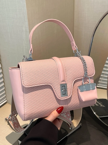 Urban Chic PU Leather Small Square Bag For Women With Woven Texture Wide Patterned Strap And Mini Charm Pendant High Quality Commuter Crossbody Handbag