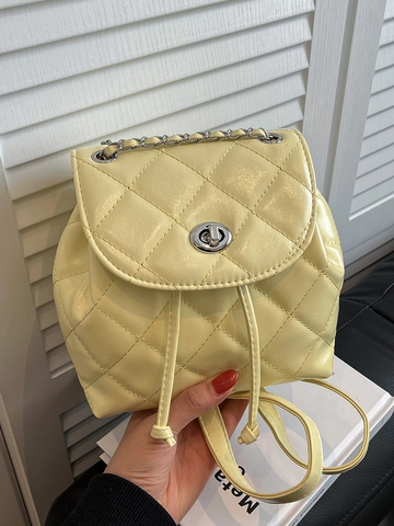 Mini Mochila Acolchada para Mujer de Cuero PU con Patrón de Rombos Bolso de Hombro de Moda con Cadena Cierre Giratorio de Metal y Cordón