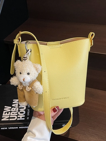 Sac Seau Élégant en Cuir PU Texture Litchi pour Femmes Sac à Bandoulière Décontracté Minimaliste Avec Pendentif Ours