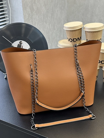 2025 Bolso Tote Grande Y Minimalista de Cuero PU para Mujer Moda Correa de Cadena Bolso de Hombro para Oficina Y Uso Diario Casual Chic Bolso de Mano