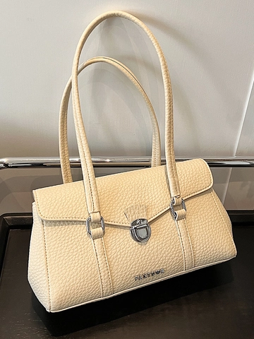Bolso de Axila de Cuero PU de Grano de Lichi para Mujer Elegante Bolso de Hombro con Solapa de Color Sólido Con Cierre Metálico