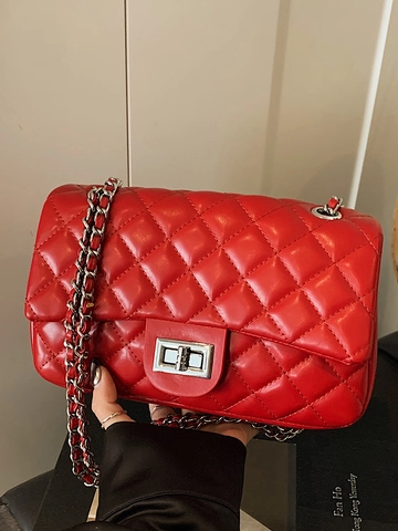 Women Quilted Shoulder Bag Rhombic Pattern Chain Crossbody Bag PU Leather Square Bag Turn Lock Fashion Commuting Bag