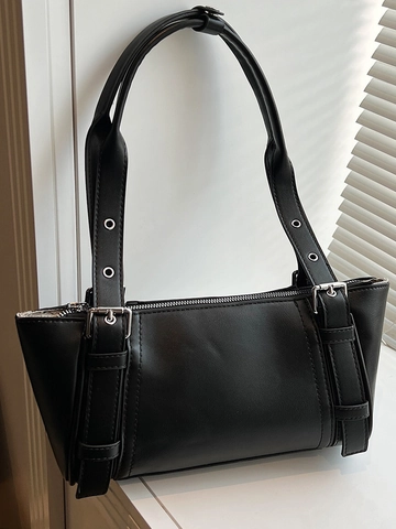 Modern PU Leather Underarm Shoulder Bag For Women Large Capacity Baguette Style With Silver Buckle Eyelets Retro Commuter Handbag