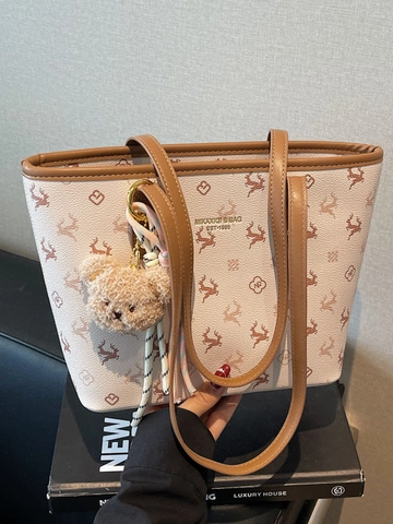 Women Large Capacity Tote Bag Fashion PU Leather Deer Monogram Print Shoulder Bag Versatile School Shopping Handbag With Charm