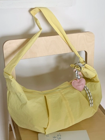 Borsa a Spalla Hobo in Nylon da Donna di Grande Capacità Borsa a Tracolla Minimalista Estiva a Forma di Raviolo Con Ciondolo a Cuore