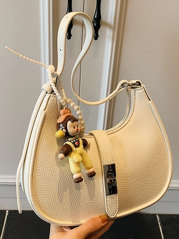 Women Vintage PU Leather Hobo Shoulder Bag Minimalist Solid Color Underarm Bag With Cartoon Charm For Daily Shopping Fashion