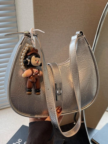 Women Retro Crinkled PU Leather Hobo Shoulder Bag Minimalist Underarm Bag With Cartoon Doll Charm And Artificial Pearl Chain