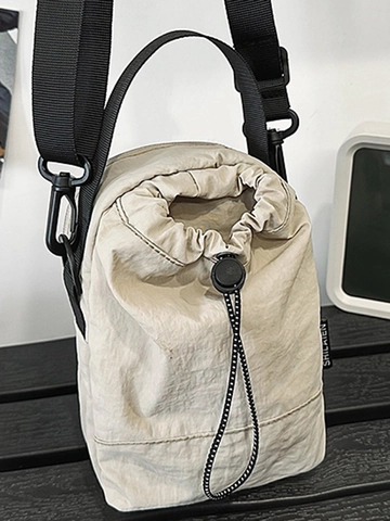 Borsa a Secchiello in Nylon con Coulisse per Escursionismo Leggera Impermeabile a Tracolla Sport Casual Porta Borraccia