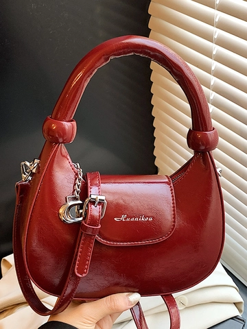 Mode Damen Halbmond Hobo Tasche Minimalistische PU Leder Umhängetasche Kleine Pendler Handtasche Mit Metallanhänger