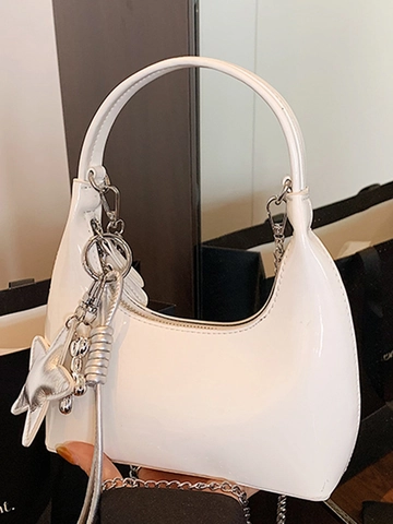 Sac à Épaule en Cuir Verni Brillant pour Femmes Minimaliste Demi-Lune Hobo Avec Bandoulière Chaîne Charmes Étoile Chien Ballon