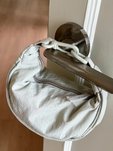 Bolso Bandolera de Media Luna de Nailon Ligero para Mujer 2025 Verano Nuevo Bolso de Hombro Casual Minimalista Con Correa Ajustable