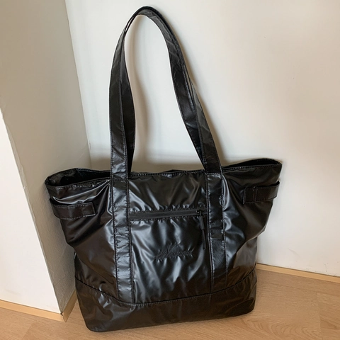 Women Large Capacity Shiny Tote Bag Waterproof PU Leather Shoulder Bag Metallic Quilted Handbag For Commute School Work