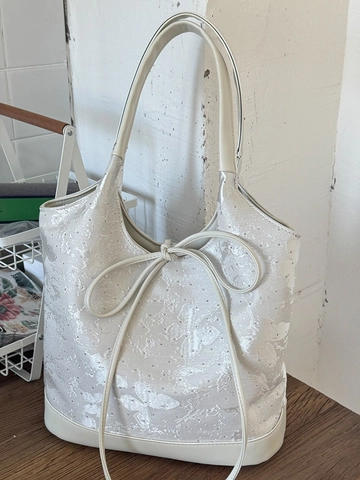 Dames Grote Capaciteit Draagtas Vlinder Jacquard Stof Schoudertas Mode Emmertas Met Strik Decoratieve Handtas