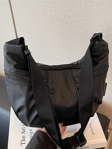 Minimalistische Nylon Knödel Tasche Große Kapazität Wasserdichte Halbmond Umhängetasche Für Damen Casual Urban Schultertasche Einfarbig