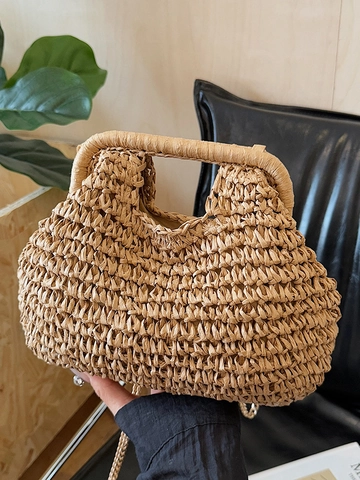 Women Straw Woven Shoulder Bag Summer Beach Handbag Solid Color Minimalist Cloud Bag With Metal Chain Strap Vacation Daily Bag